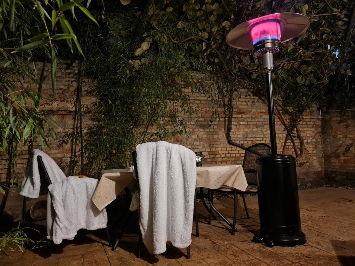 Garden Center Apartment 诺威萨 外观 照片